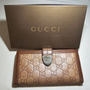 Authentic GUCCI Continental Monogram Embossed Cognac Brown Leather Wallet & Box